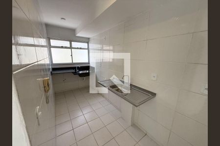 Apartamento à venda com 3 quartos, 65m² em Rio do Ouro, Niterói