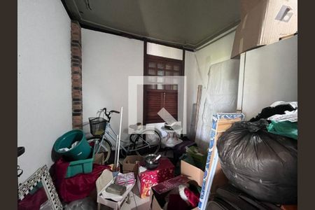 Casa à venda com 3 quartos, 209m² em Maceio, Niterói