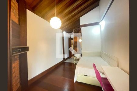 Casa à venda com 3 quartos, 209m² em Maceio, Niterói