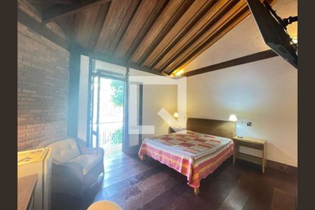 Casa à venda com 3 quartos, 209m² em Maceio, Niterói