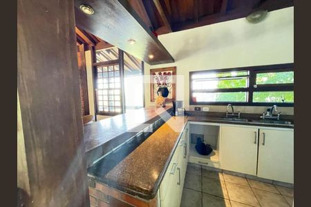 Casa à venda com 3 quartos, 209m² em Maceio, Niterói