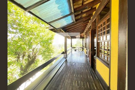 Casa à venda com 3 quartos, 209m² em Maceio, Niterói