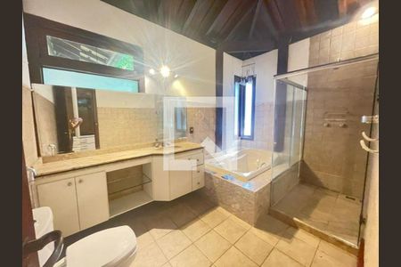 Casa à venda com 3 quartos, 209m² em Maceio, Niterói