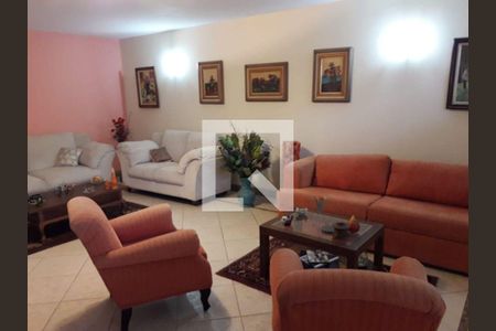 Casa à venda com 3 quartos, 260m² em Icaraí, Niterói