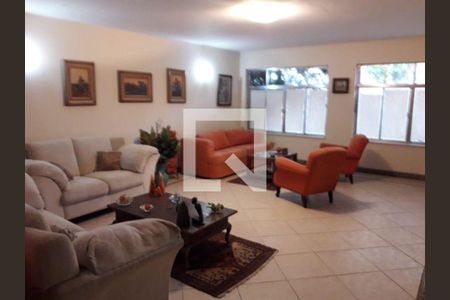 Casa à venda com 3 quartos, 260m² em Icaraí, Niterói