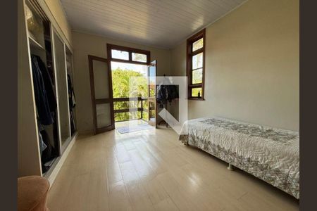 Casa à venda com 3 quartos, 200m² em Maria Paula, Niterói