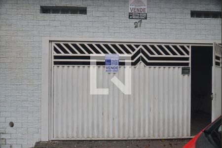 Placa de casa à venda com 4 quartos, 340m² em Vila Bela Vista, Santo André