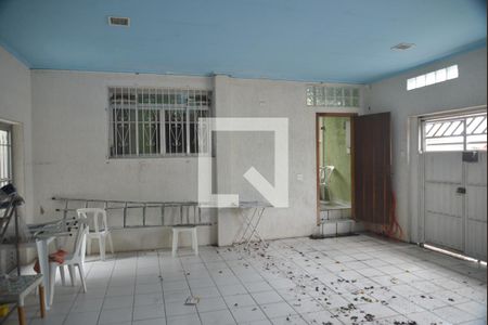 Garagem de casa à venda com 4 quartos, 340m² em Vila Bela Vista, Santo André