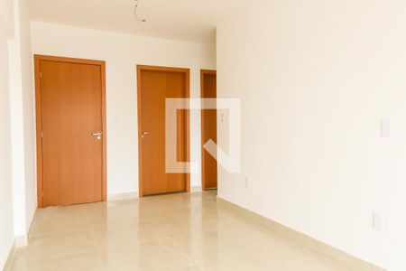 Sala de apartamento à venda com 2 quartos, 60m² em Engenho de Dentro, Rio de Janeiro