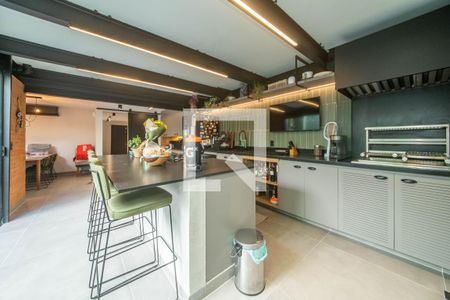 Cozinha de casa à venda com 4 quartos, 205m² em Vila Cordeiro, São Paulo