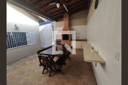 Foto 01 de casa à venda com 4 quartos, 211m² em Vila Nogueira, Campinas