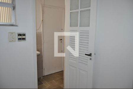 Quarto de Serviço de apartamento à venda com 2 quartos, 81m² em Sampaio, Rio de Janeiro