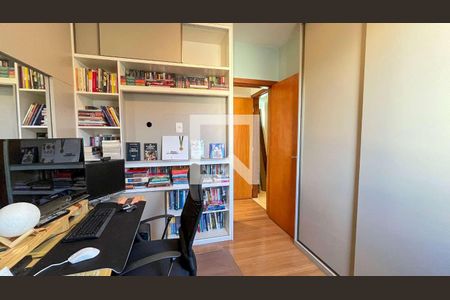 Apartamento à venda com 3 quartos, 82m² em Colégio Batista, Belo Horizonte