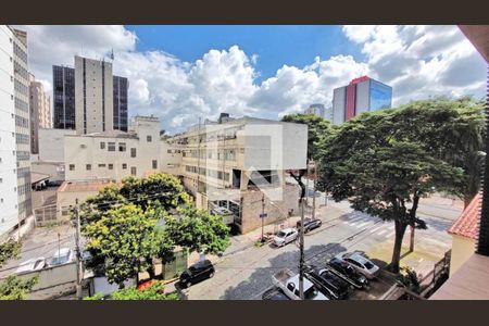 Apartamento à venda com 1 quarto, 50m² em Funcionários, Belo Horizonte