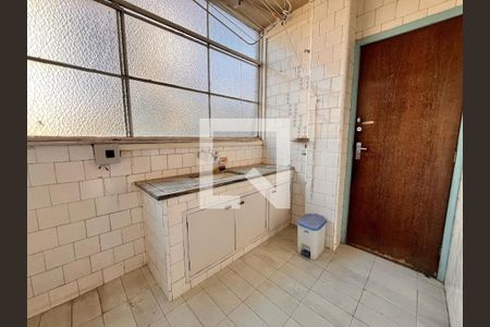 Apartamento à venda com 3 quartos, 152m² em Funcionários, Belo Horizonte