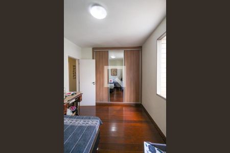 Apartamento à venda com 4 quartos, 162m² em Santo Antônio, Belo Horizonte
