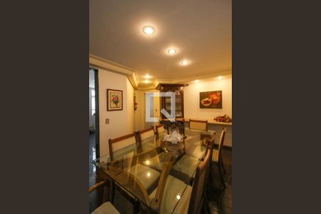 Apartamento à venda com 4 quartos, 162m² em Santo Antônio, Belo Horizonte