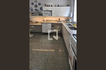 Apartamento à venda com 3 quartos, 104m² em Funcionários, Belo Horizonte