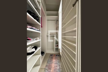 Apartamento à venda com 3 quartos, 160m² em Santa Lúcia, Belo Horizonte