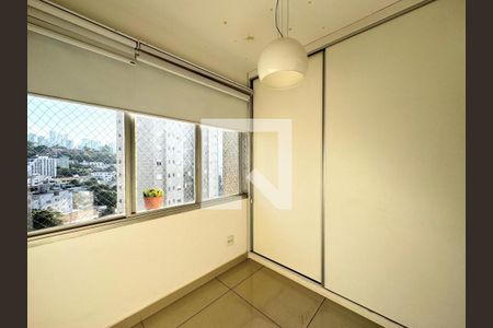 Apartamento à venda com 3 quartos, 160m² em Santa Lúcia, Belo Horizonte