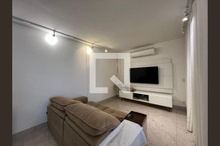 Apartamento à venda com 3 quartos, 113m² em Santa Efigênia, Belo Horizonte