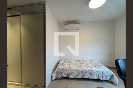 Apartamento à venda com 3 quartos, 113m² em Santa Efigênia, Belo Horizonte