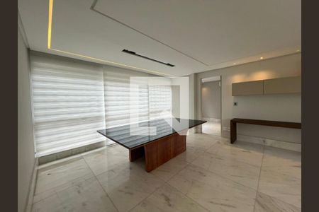 Apartamento à venda com 4 quartos, 200m² em Funcionários, Belo Horizonte