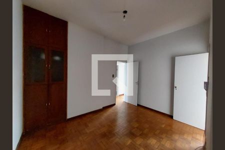 Apartamento à venda com 3 quartos, 110m² em Funcionários, Belo Horizonte