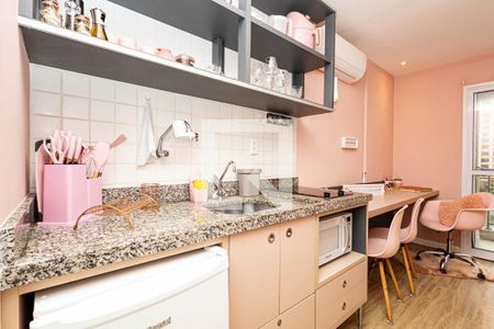 Cozinha de kitnet/studio à venda com 1 quarto, 25m² em Bela Vista, São Paulo