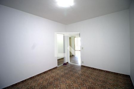 Casa para alugar com 4 quartos, 480m² em Olaria, Rio de Janeiro