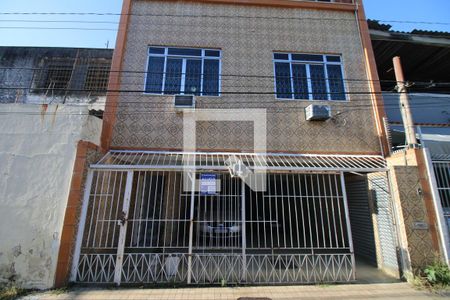 Fachada da casa de casa para alugar com 4 quartos, 480m² em Olaria, Rio de Janeiro