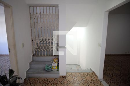 Ante sala de casa para alugar com 4 quartos, 480m² em Olaria, Rio de Janeiro