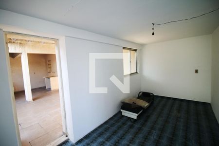 Sala 2º piso de casa para alugar com 4 quartos, 480m² em Olaria, Rio de Janeiro