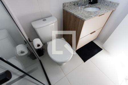 Banheiro de kitnet/studio para alugar com 1 quarto, 26m² em Perdizes, São Paulo