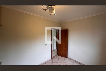Quarto 1 de apartamento para alugar com 3 quartos, 77m² em Jardim das Bandeiras, Campinas