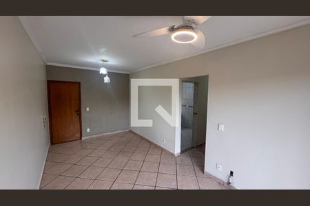 Sala de apartamento para alugar com 3 quartos, 77m² em Jardim das Bandeiras, Campinas