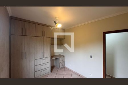 Quarto 1 de apartamento para alugar com 3 quartos, 77m² em Jardim das Bandeiras, Campinas
