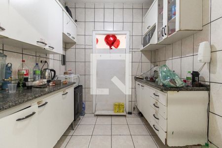Cozinha de casa para alugar com 3 quartos, 162m² em Conjunto Residencial José Bonifácio, São Paulo