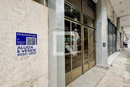 Placa de apartamento para alugar com 2 quartos, 70m² em Centro, Rio de Janeiro