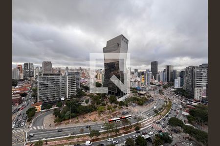 Sacada de kitnet/studio para alugar com 1 quarto, 28m² em Pinheiros, São Paulo
