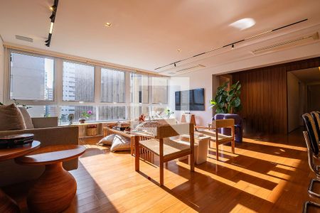 Sala/Cozinha de apartamento à venda com 2 quartos, 137m² em Jardim Paulista, São Paulo