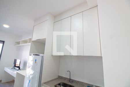 Cozinha de kitnet/studio à venda com 1 quarto, 28m² em Brooklin, São Paulo