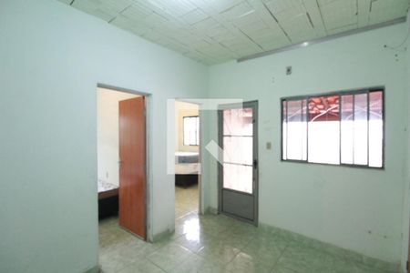 Sala de casa para alugar com 2 quartos, 86m² em Kátia (justinópolis), Belo Horizonte