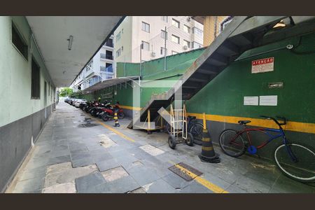 Garagem de apartamento para alugar com 1 quarto, 60m² em Pompéia , Santos
