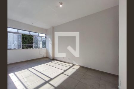 Sala de apartamento à venda com 2 quartos, 56m² em Benfica, Rio de Janeiro