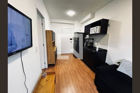 Sala / Cozinha de apartamento à venda com 1 quarto, 24m² em Pompeia, São Paulo