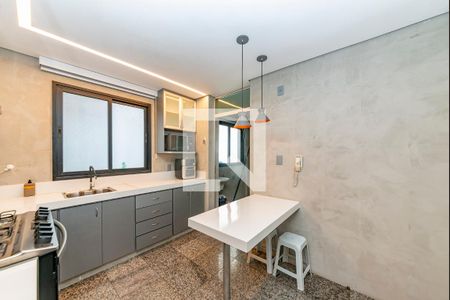 Cozinha de apartamento para alugar com 4 quartos, 140m² em Belvedere, Belo Horizonte
