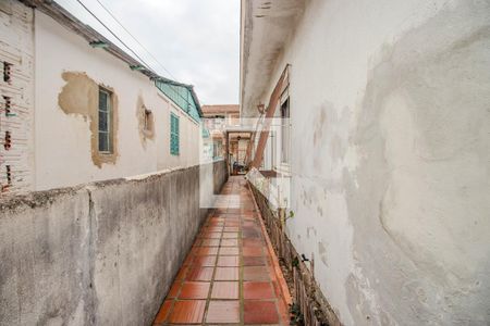 Quintal de casa à venda com 3 quartos, 300m² em Passo das Pedras, Porto Alegre