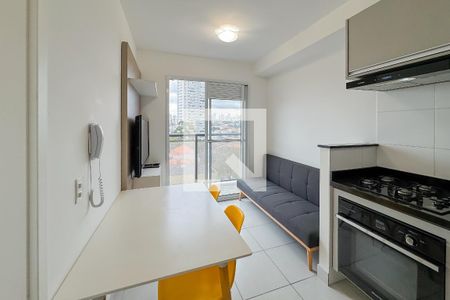 Sala de apartamento para alugar com 1 quarto, 27m² em Jardim da Gloria, São Paulo