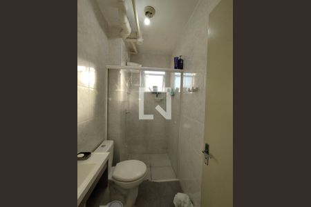 Banheiro de apartamento para alugar com 2 quartos, 52m² em Parque Bristol, São Paulo